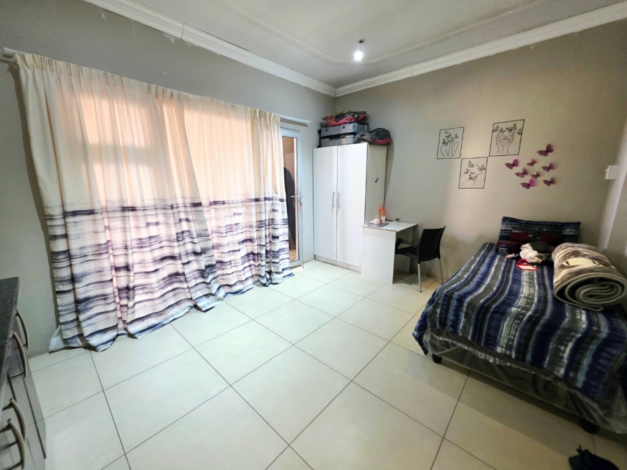 10 Bedroom Property for Sale in Universitas Free State